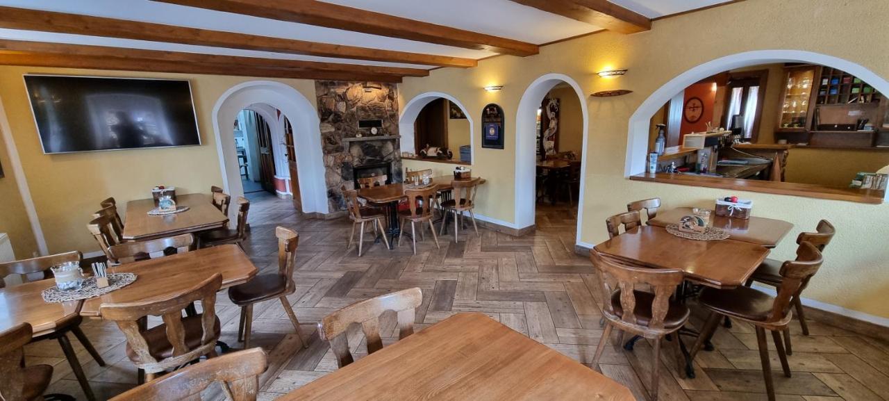 Libá Restaurant & Pension Liebenstein מראה חיצוני תמונה