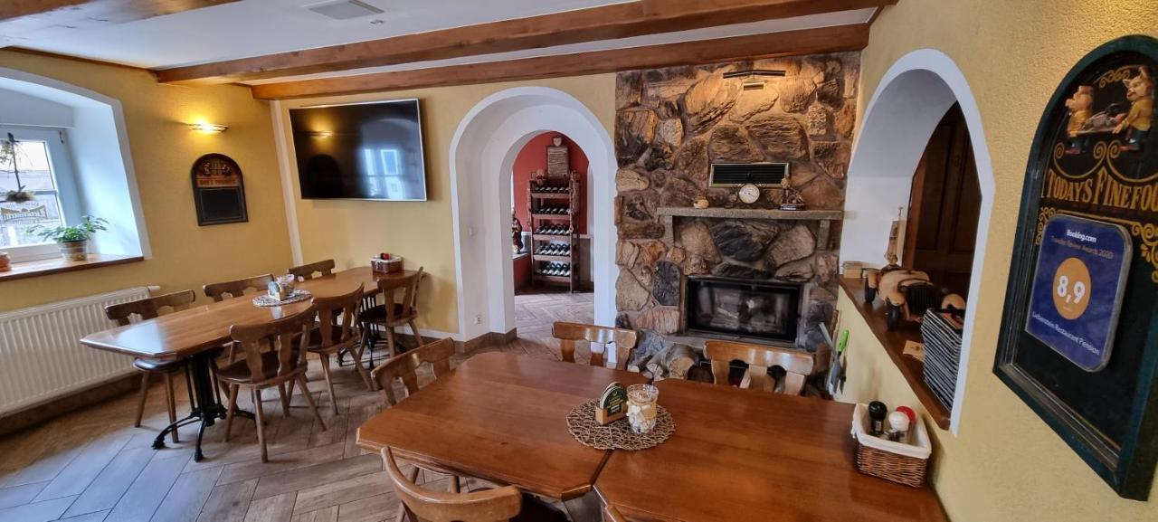 Libá Restaurant & Pension Liebenstein מראה חיצוני תמונה