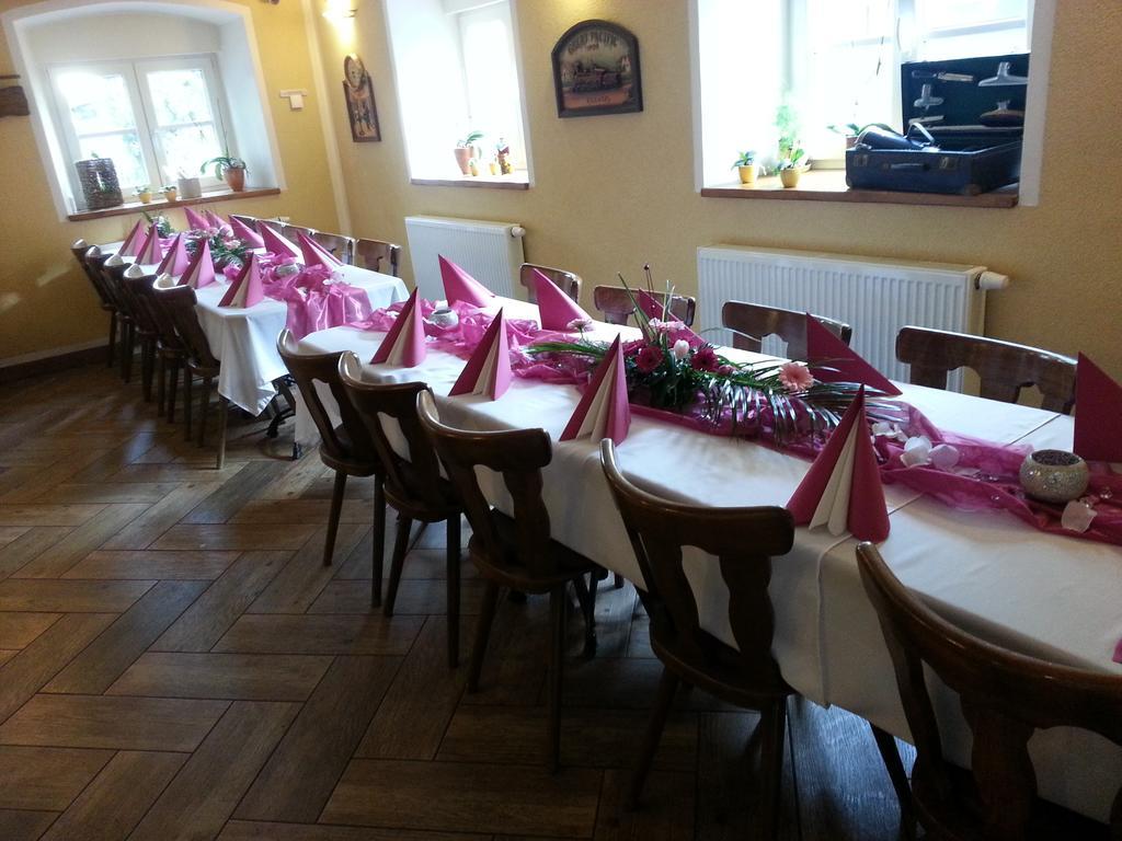 Libá Restaurant & Pension Liebenstein מראה חיצוני תמונה
